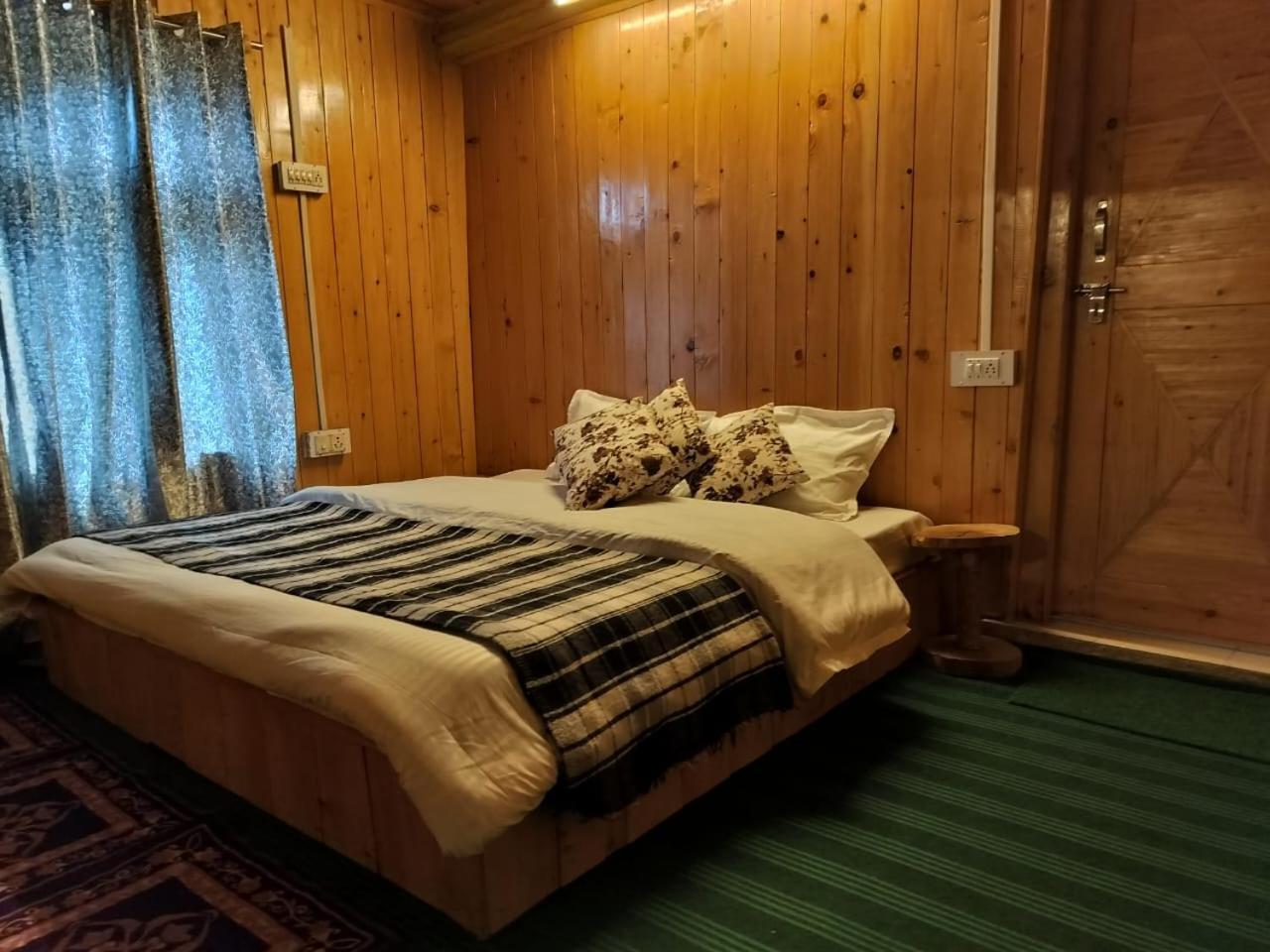 Old Is Gold Mudhouse Lushal Jibhi 아파트 외부 사진